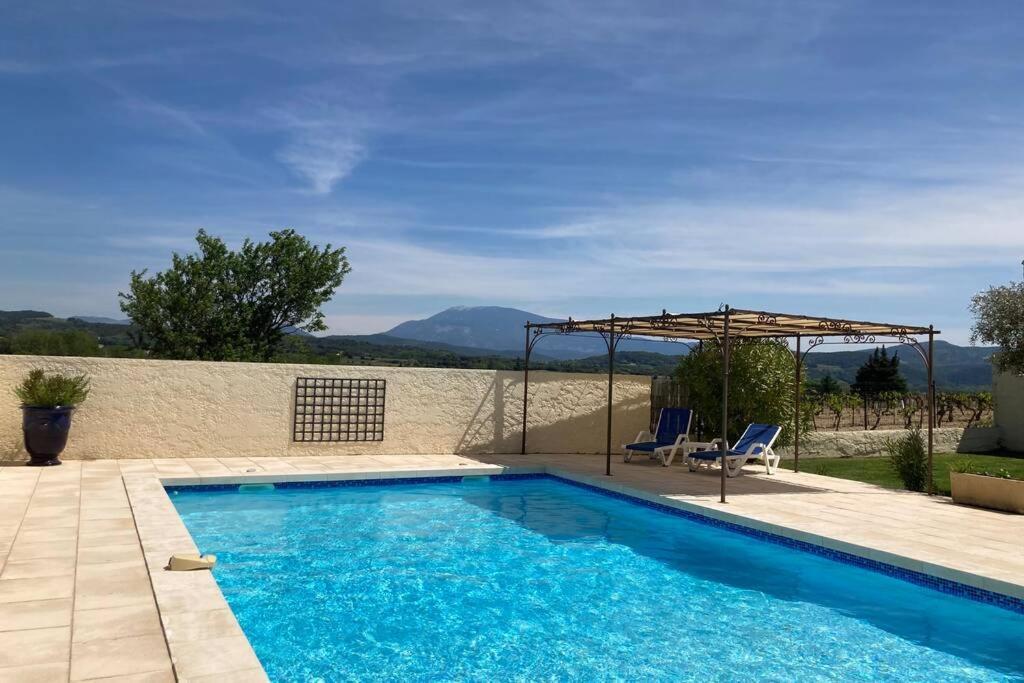Le Clos Des Pins, Vue Mont Ventoux Roaix Buitenkant foto