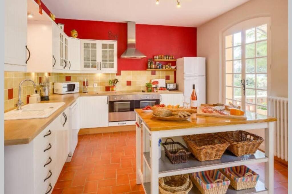 Le Clos Des Pins, Vue Mont Ventoux Roaix Buitenkant foto